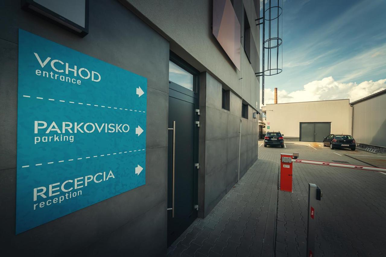 Timeout City Hotel Liptovský Mikuláš Eksteriør bilde