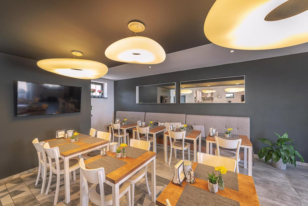 Timeout City Hotel Liptovský Mikuláš Eksteriør bilde
