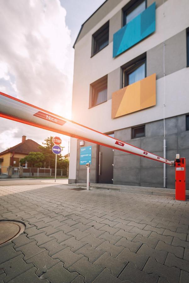 Timeout City Hotel Liptovský Mikuláš Eksteriør bilde